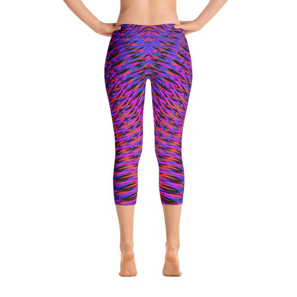 Modern Geometric Purple Women’s Soft Capri Leggings 